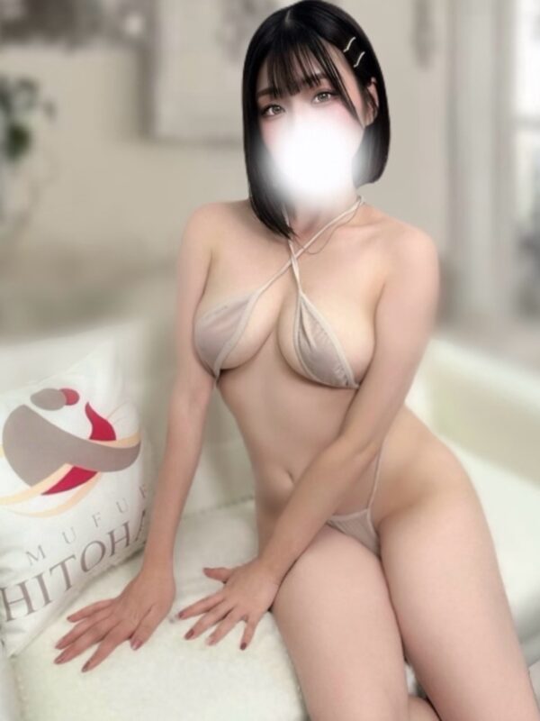 MUFUFU HITOHADA Center (ムフフヒトハダセンター) 葉月ゆあ