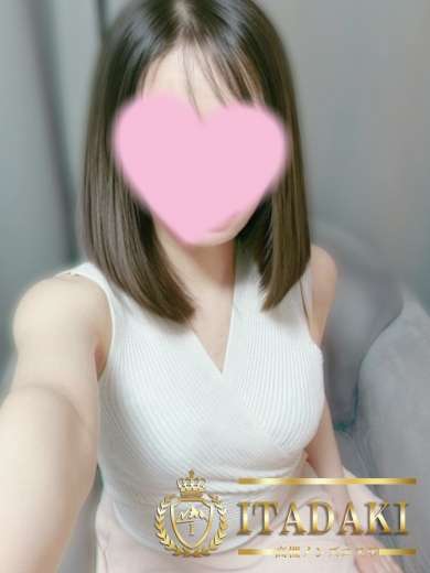 ITADAKI (イタダキ) 綾乃りな