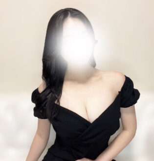 BELCHIC (ベルシック) 愛沢はな