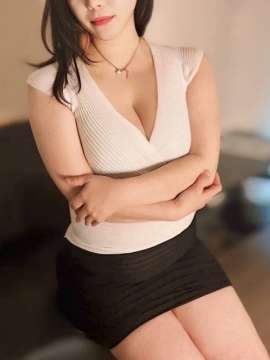 Mrs.L’Amant (ミセスラマン) 香織