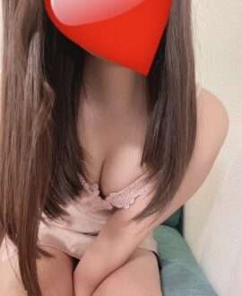 優楽亭 (ゆうらくてい) 莉奈