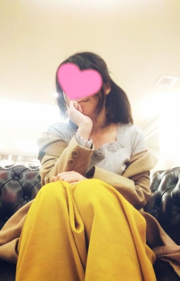 妻人 ナギサ