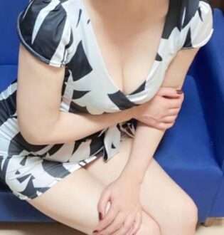 Mrs.OnlyOne (ミセスオンリーワン) 優希