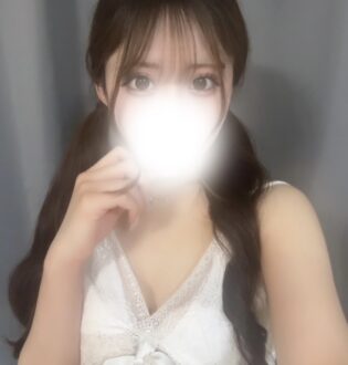 REAL 広島 (レアル) 成瀬りゆ
