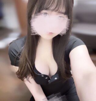 REAL 広島 (レアル) 加賀ももか