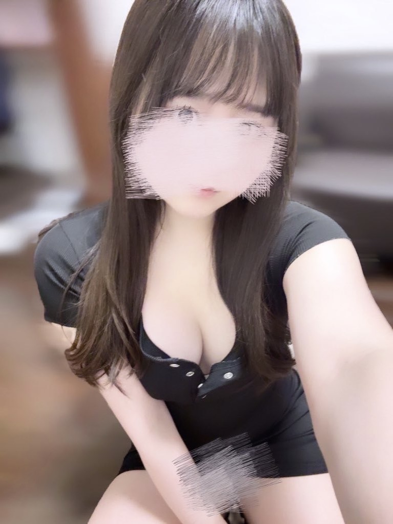 REAL 広島 (レアル) 加賀ももか