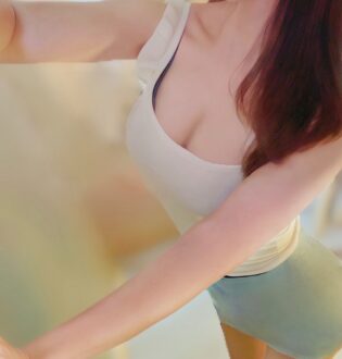 Artist (アーティスト) 真白