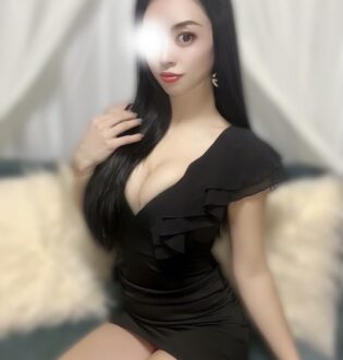 皇SPA 梅田 黒木アリス