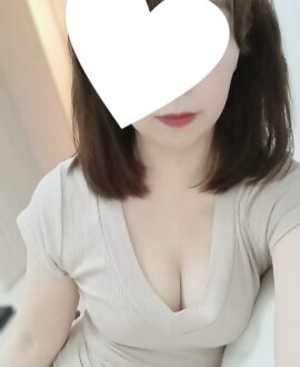 心和 佳奈