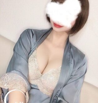 en (エン) 桜ななみ