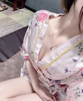 優楽亭 (ゆうらくてい) 美月