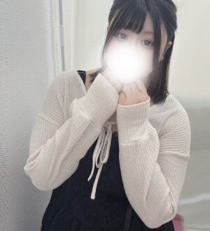 E・Over (イーオーバー) るな