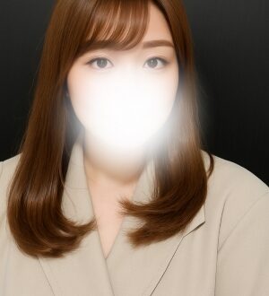 E・Over (イーオーバー) 皇ここな