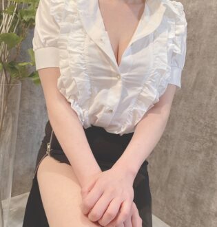 REST癒しのOL collection 宮野ことは