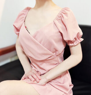 Mrs.美which (ミセスビウィッチ) 彩葉
