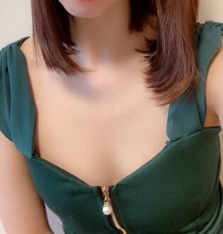 Mrs.Viansa (ミセスビアンサ) 麗奈