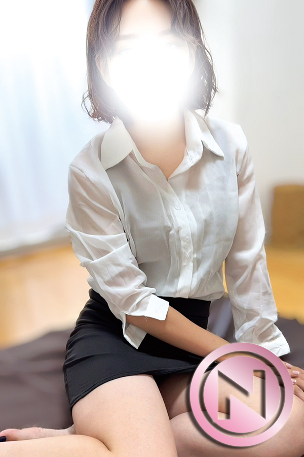 NUREST (ヌーレスト) 桜井みお