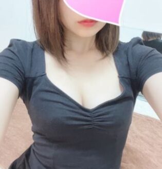 Mrs.Emmy (ミセスエミー) りん