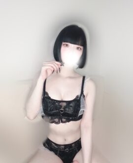 Eminy Luxury (エミニーラグジュアリー) 白雪ねむ