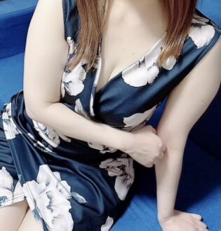 Mrs.Flower SPA (ミセスフラワースパ) 栗花落