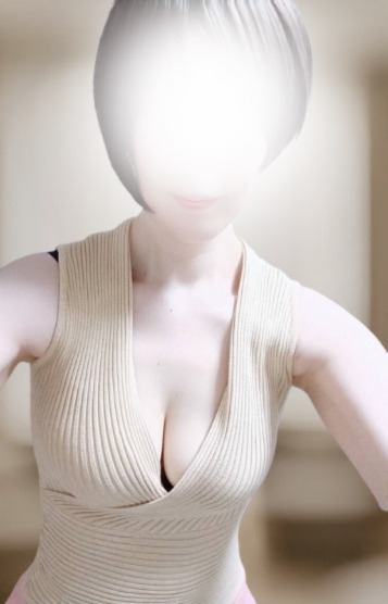 CHILLAX (チラックス) あや