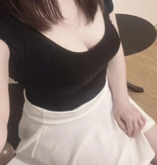 ミセスムーンR まなみ