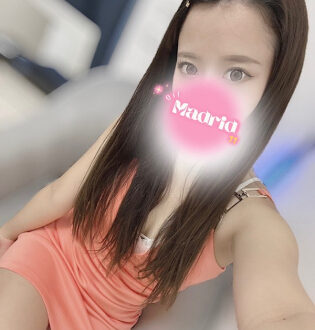 Oil Madrid (オイルマドリード) 白石まなみ