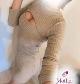 Mother Complex (マザーコンプレックス) ゆい