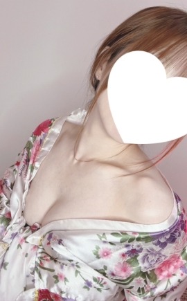 優楽亭 (ゆうらくてい) 優紀