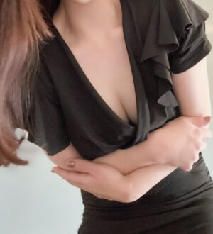 Mrs.ni-na 広島 (ミセスニーナ) 瀬那