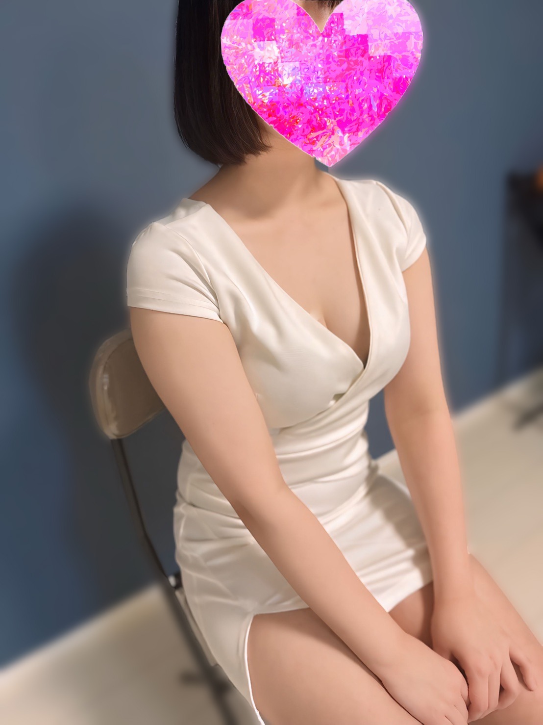 若妻の吐息 岡山 華絵