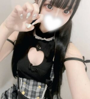 マイクロビキニメンエス 小倉ももか