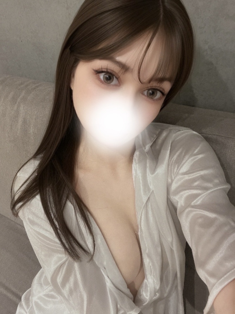 REAL 広島 (レアル) 白石えま