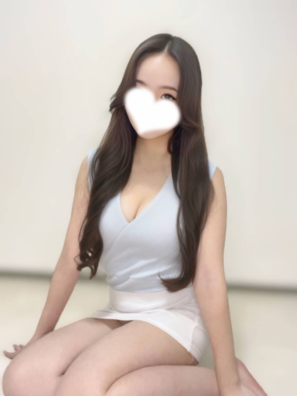 La vie et 北新地 (ラヴィエ) 蓮水ゆゆ