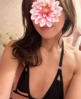 Royal Madam (ロイヤルマダム) 一色なな