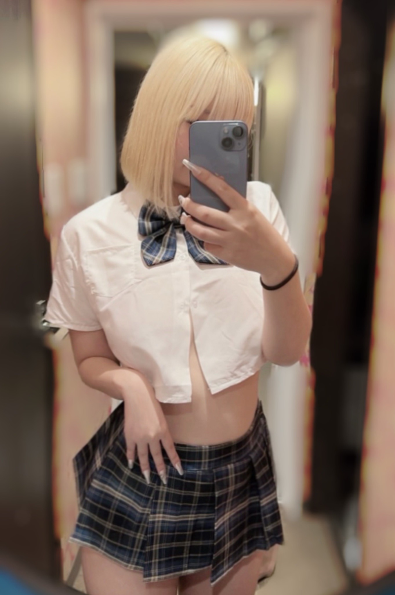 MELTY ROOM (メルティールーム) れいな