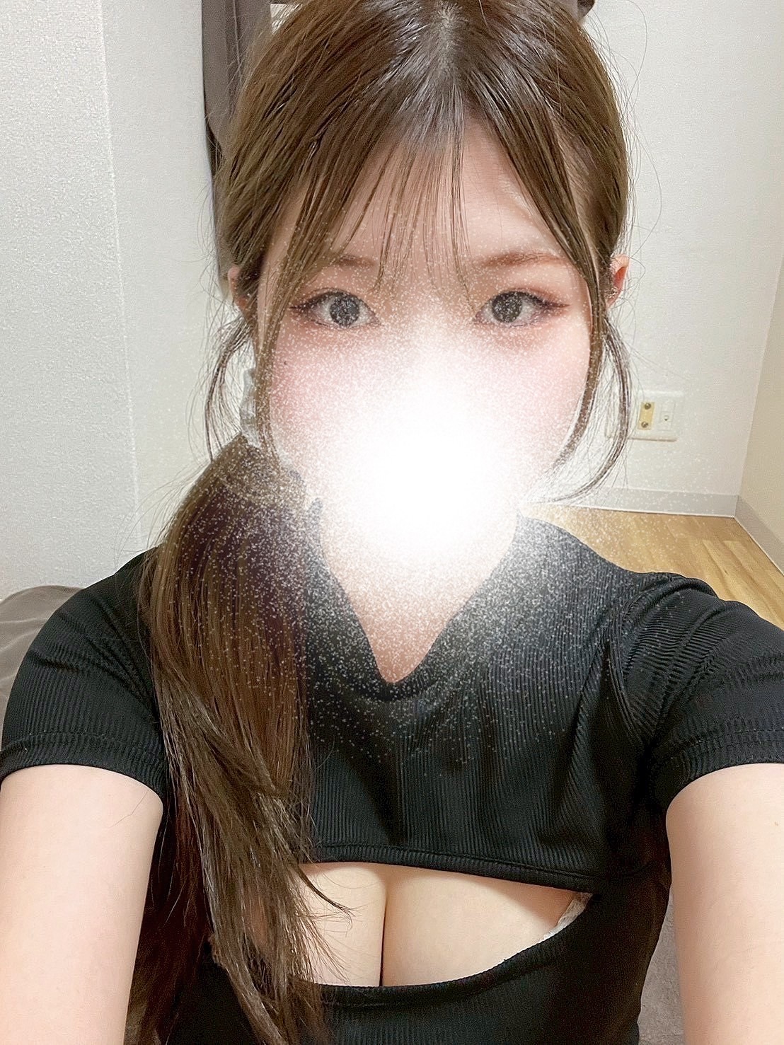 Chaton (シャトン) 高梨ひな