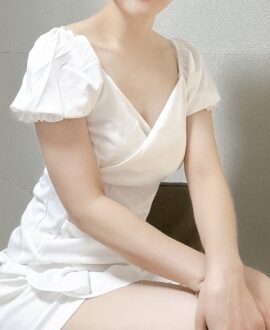 Tight＆Flare (タイト＆フレア) 知子