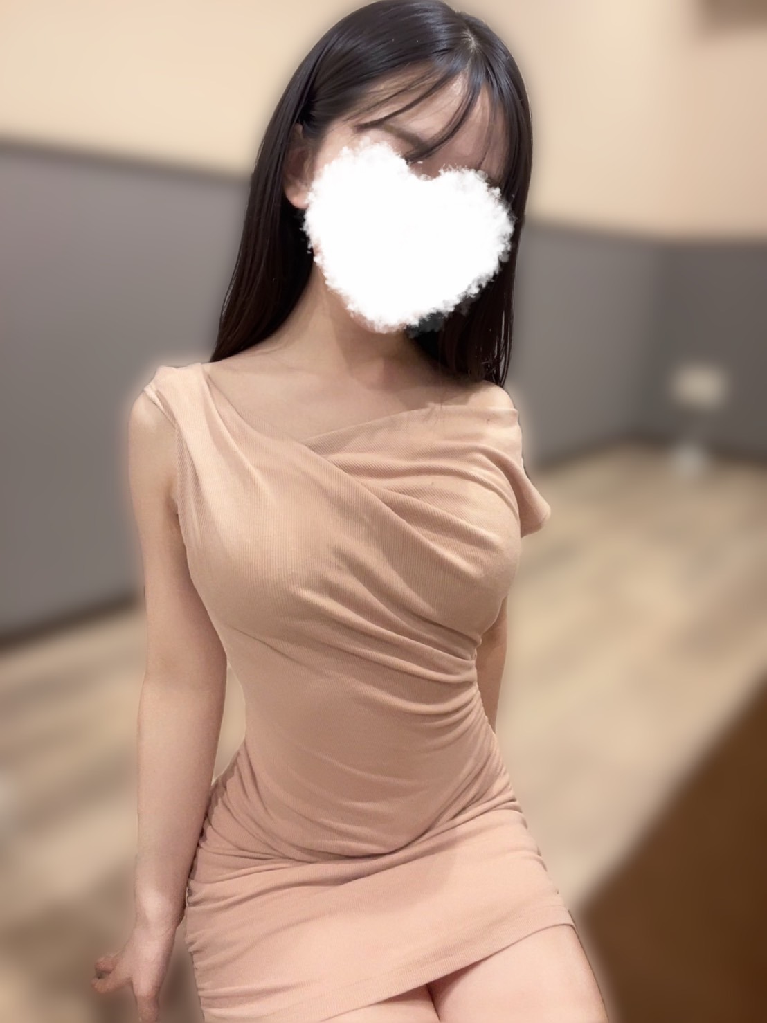 Luxury Spa (ラグジュアリースパ) Rin