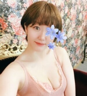 The 美魔女 汐華