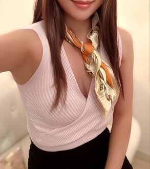 MrsBEAUTY AND BEAST (ミセスビューティアンドビースト) 関口