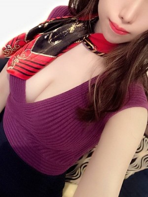 MrsBEAUTY AND BEAST (ミセスビューティアンドビースト) 古川