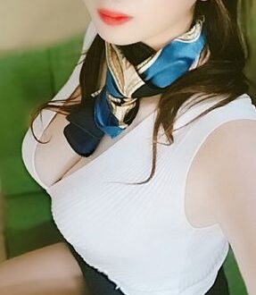 MrsBEAUTY AND BEAST (ミセスビューティアンドビースト) 水瀬