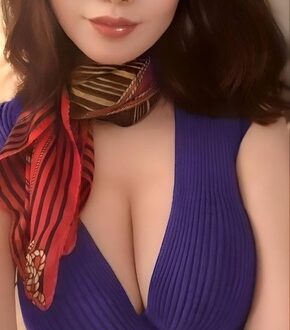 MrsBEAUTY AND BEAST (ミセスビューティアンドビースト) 月野