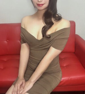 LEON SPA GOLD (レオンスパゴールド) 結愛