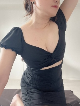 Mrs.coquettish (ミセスコケティッシュ) 奈緒子