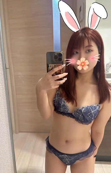 秘密のマイクロバニーちゃん みさと