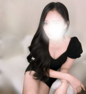 BELCHIC (ベルシック) 綺丘しゅな