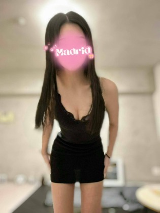 Oil Madrid (オイルマドリード) 橘ふうか