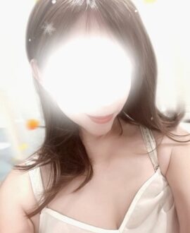 Pure White (ピュアホワイト) 篠田かのね